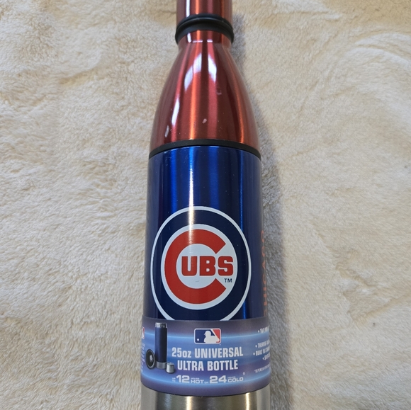 Cubs tumbler NWT - Picture 2 of 2